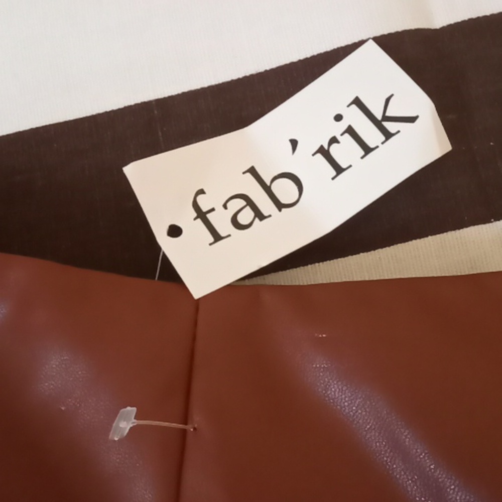 Skirt - Picture 3 of 8